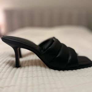 H&M padded heeled sandals black size 7
